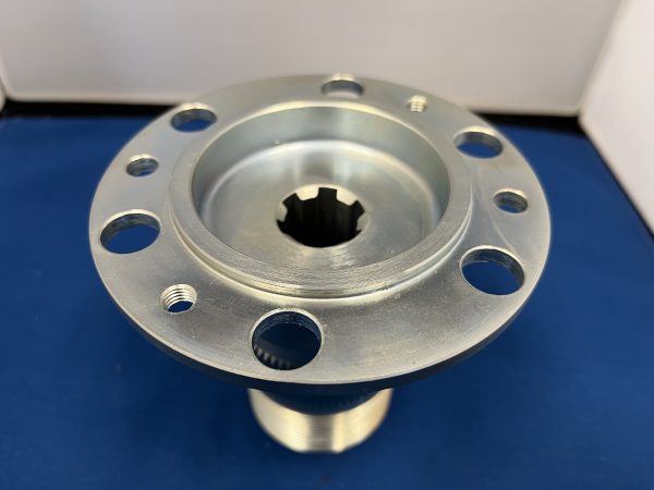 MG MMM RH Rear Hub (K028M) - Image 2
